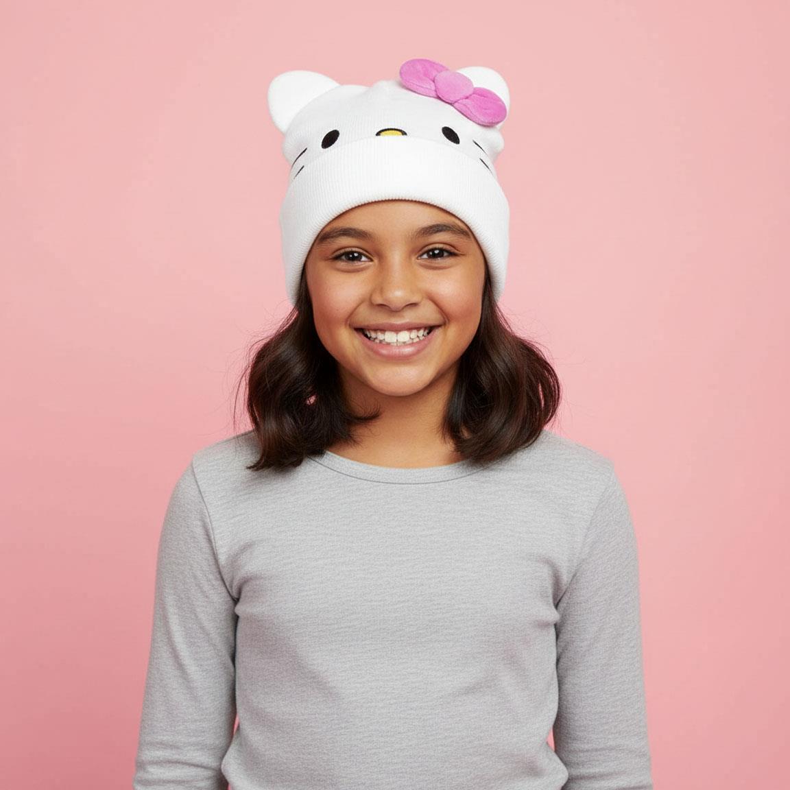 ЗИМНА ШАПКА HELLO KITTY